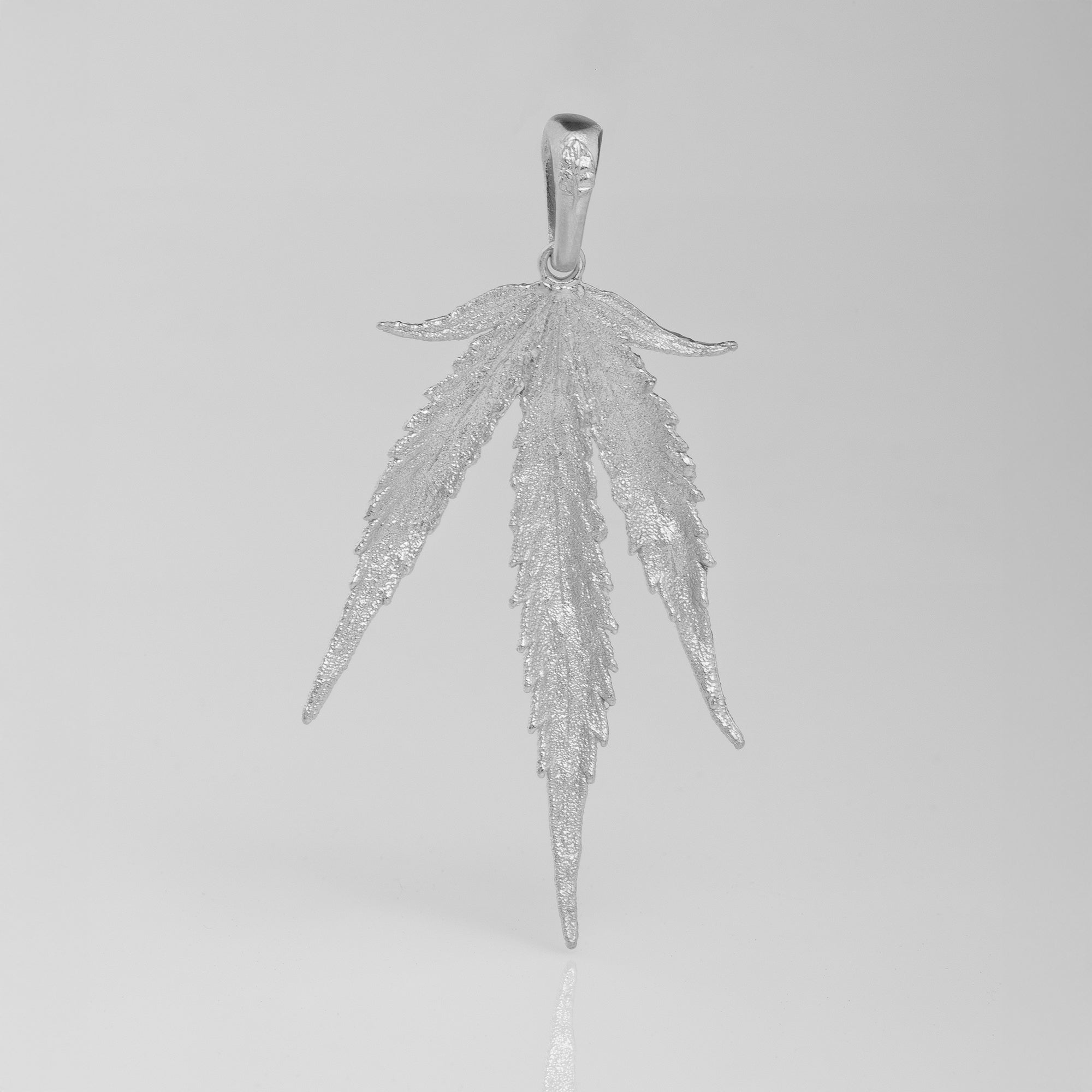 Dutch Passion Blueberry Blatt Anhänger - Silber